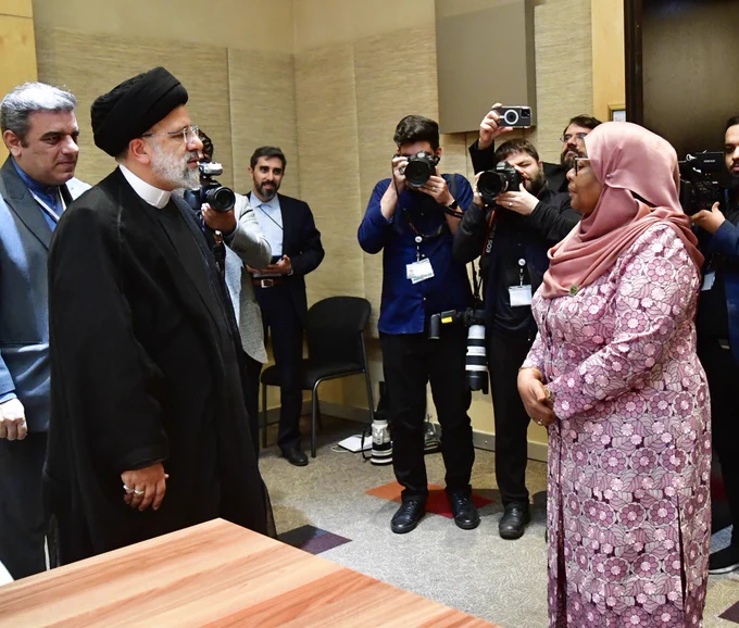 Samia Suluhu Hassan greeting the President of Iran Hon
